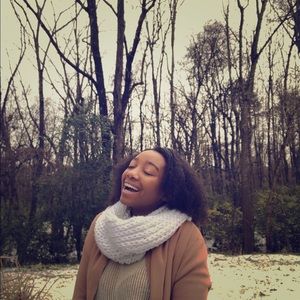 Meet your Posher, The dancer